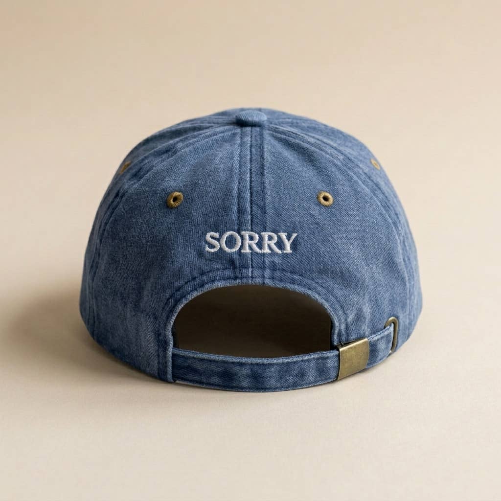 Casquette brodée bordeaux « Je ne travaille pas ici, désolé »