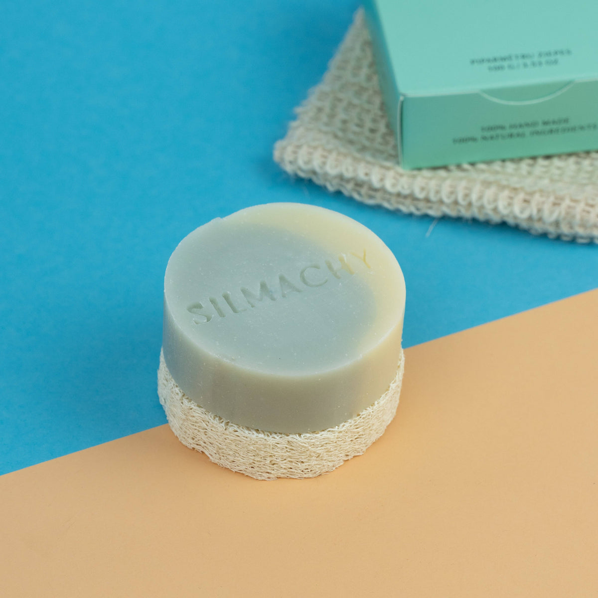 Savon tonifiant à la menthe poivrée et argile bleue minérale pour mains et corps
