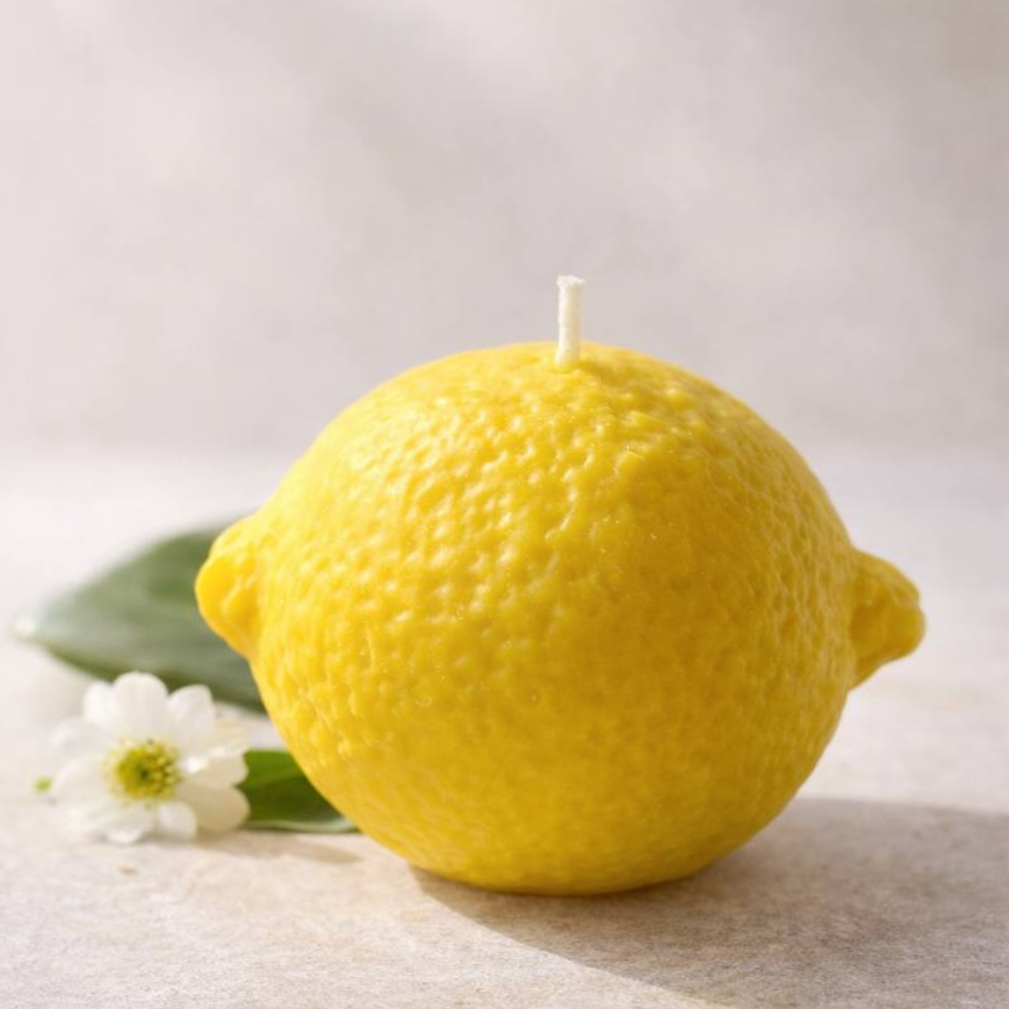 Bougie parfumée citron réaliste - cire d'abeille/soja, mèche en coton