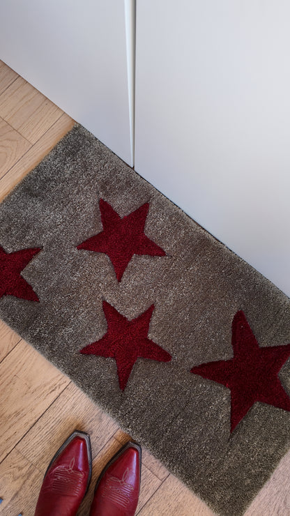 tapis étoile bordeaux